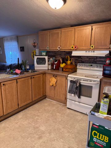 645 Charlie Abney Road, Berea, KY 40403