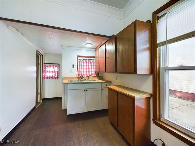 1128 Cordova Avenue, Akron, OH 44320