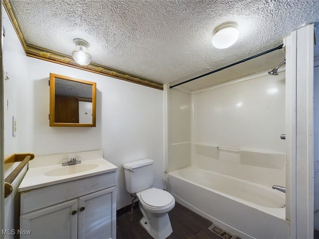 1128 Cordova Avenue, Akron, OH 44320