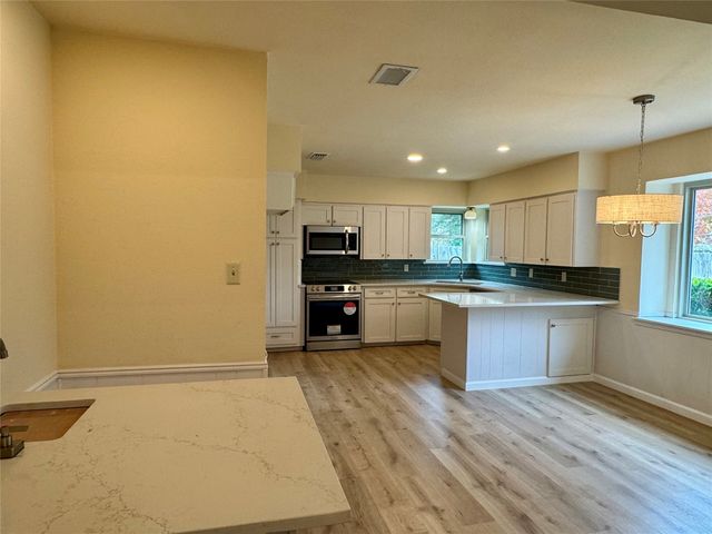 6513 Circleview Drive, North Richland Hills, TX 76180