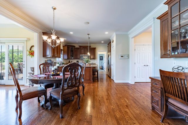 930 Stonebridge Drive, Schererville, IN 46375