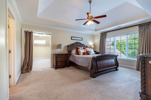 930 Stonebridge Drive, Schererville, IN 46375