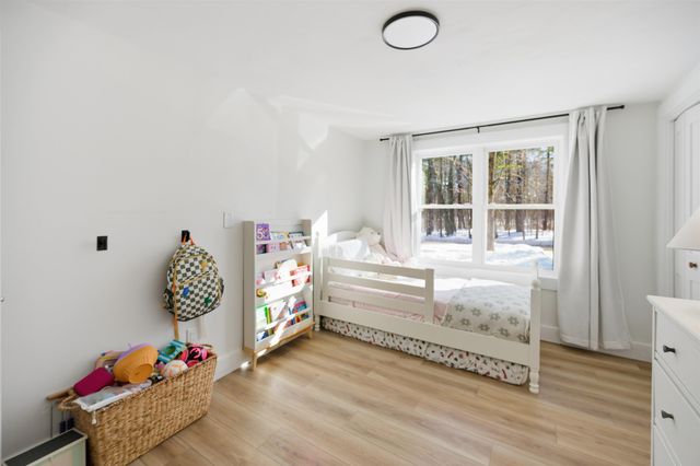 5 Wentworth Drive, Newton, NH 03858