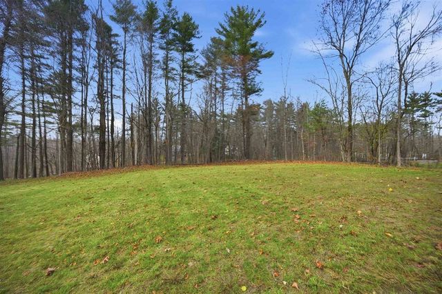 5 Wentworth Drive, Newton, NH 03858