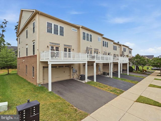 13745 SENEA DR, Gainesville, VA 20155