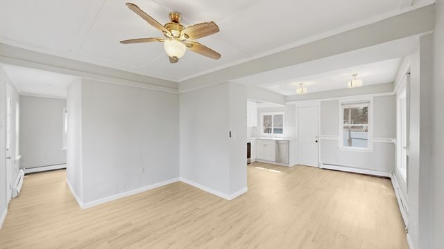 6 Balsamwood Ave, Billerica, MA 01821