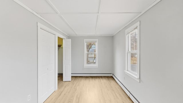 6 Balsamwood Ave, Billerica, MA 01821