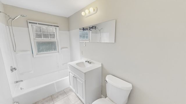 6 Balsamwood Ave, Billerica, MA 01821