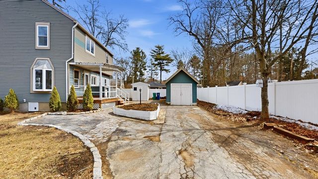 6 Balsamwood Ave, Billerica, MA 01821