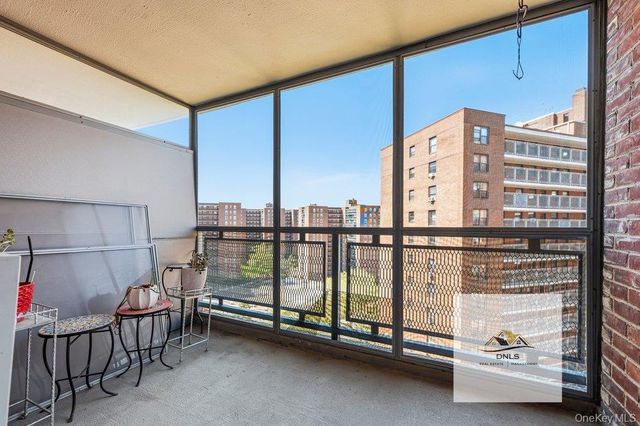 61-45 98th Street 14K, Rego Park, NY 11374