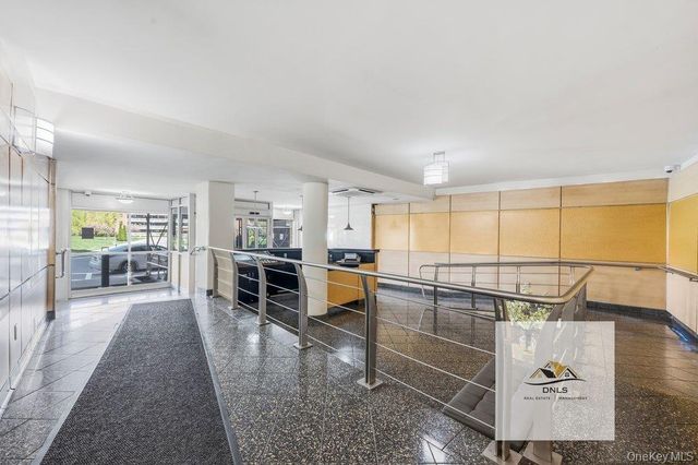 61-45 98th Street 14K, Rego Park, NY 11374