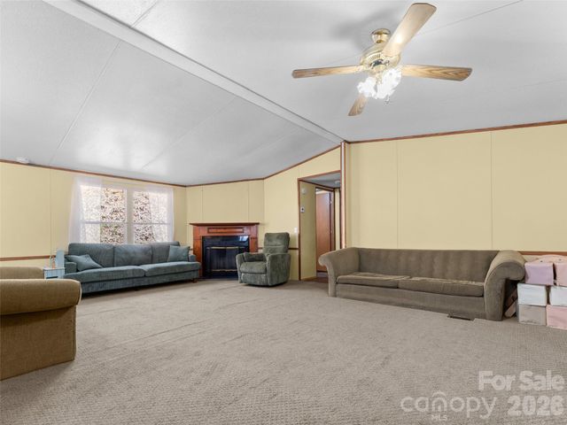 301 Matthew Lane, Canton, NC 28716