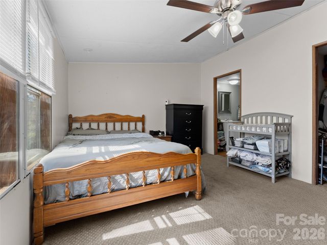 301 Matthew Lane, Canton, NC 28716