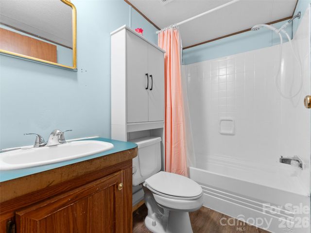 301 Matthew Lane, Canton, NC 28716
