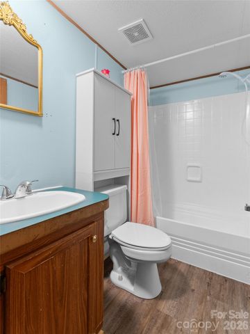 301 Matthew Lane, Canton, NC 28716