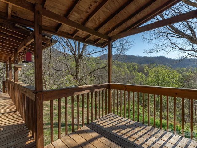 301 Matthew Lane, Canton, NC 28716