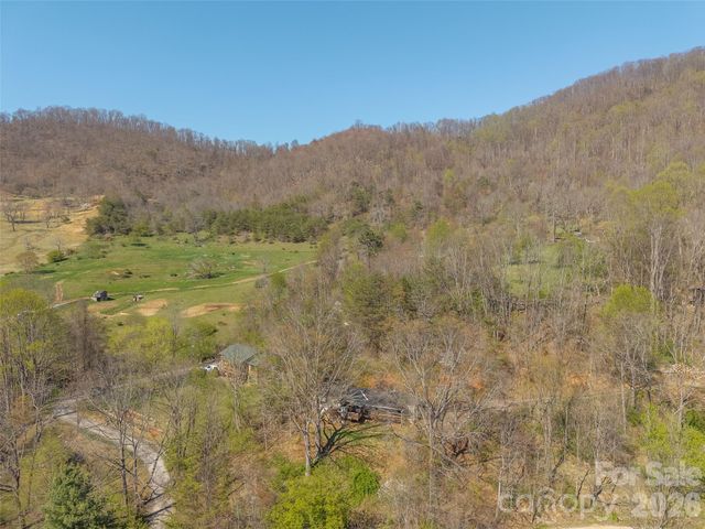 301 Matthew Lane, Canton, NC 28716