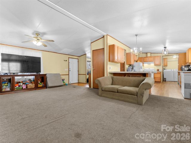 301 Matthew Lane, Canton, NC 28716
