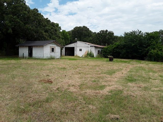 6355 Newt Patterson Road A, Mansfield, TX 76063