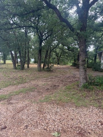 6355 Newt Patterson Road A, Mansfield, TX 76063