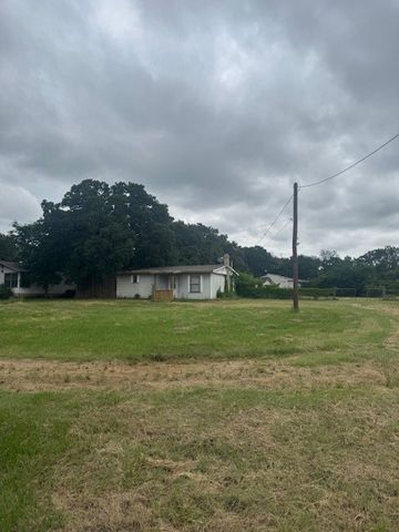 6355 Newt Patterson Road A, Mansfield, TX 76063