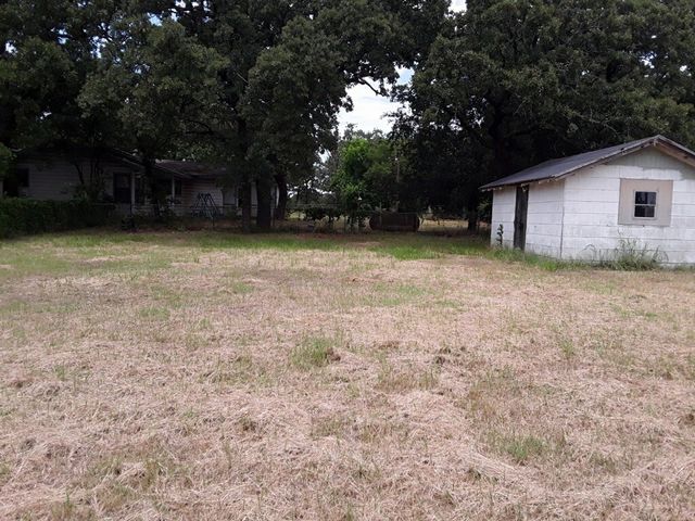 6355 Newt Patterson Road A, Mansfield, TX 76063