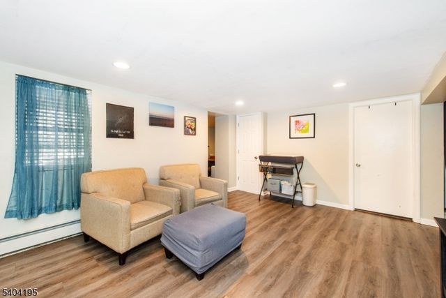 304 Squaw Trl, Hopatcong Boro, NJ 07821