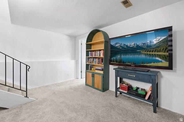 556 N NEW STAR DR, Salt Lake City, UT 84116