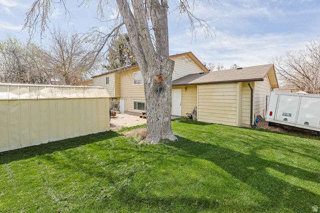 556 N NEW STAR DR, Salt Lake City, UT 84116