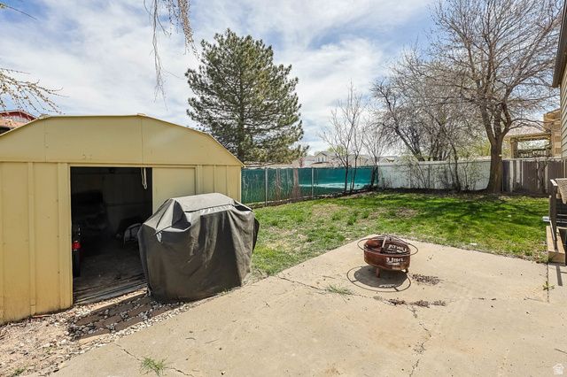 556 N NEW STAR DR, Salt Lake City, UT 84116