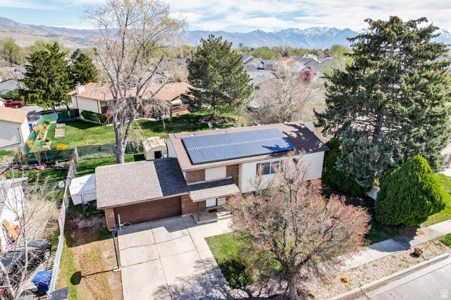 556 N NEW STAR DR, Salt Lake City, UT 84116