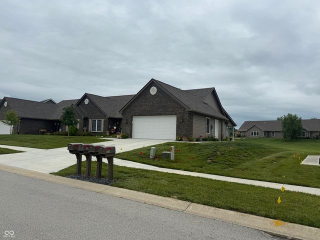 2637 Viceroy Lane, Lebanon, IN 46052