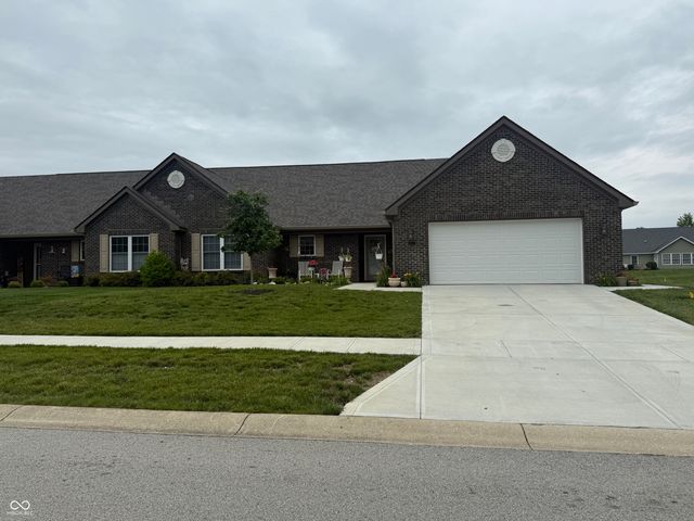 2637 Viceroy Lane, Lebanon, IN 46052