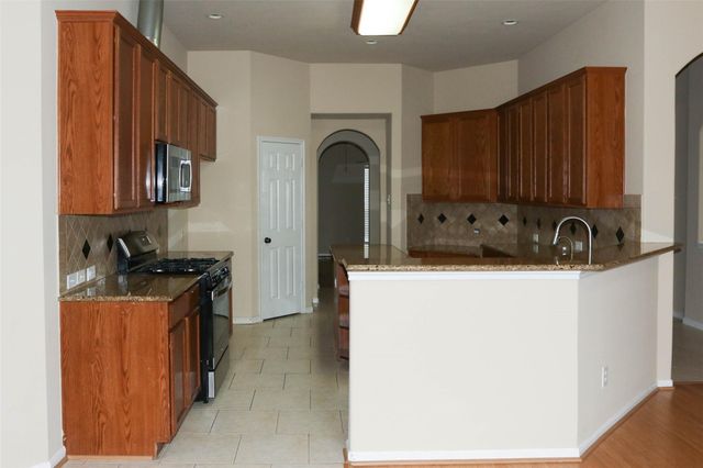 18611 Peralta Hill Lane, Tomball, TX 77377