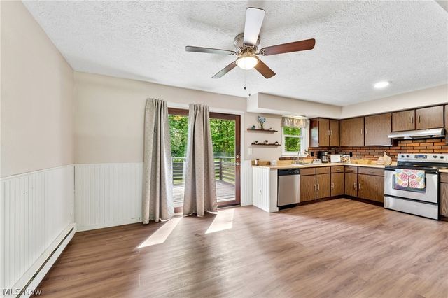 2980 Rosetta Boulevard, Newton Falls, OH 44444