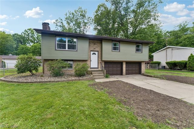 2980 Rosetta Boulevard, Newton Falls, OH 44444