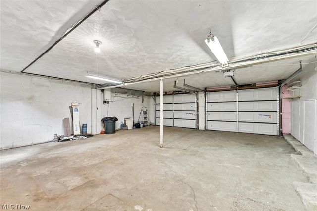 2980 Rosetta Boulevard, Newton Falls, OH 44444