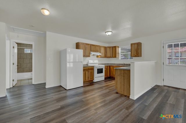 801 Johns Street, San Marcos, TX 78666
