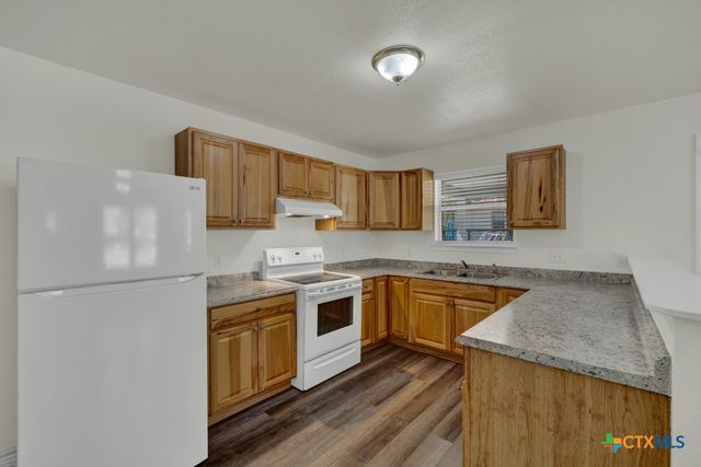 801 Johns Street, San Marcos, TX 78666
