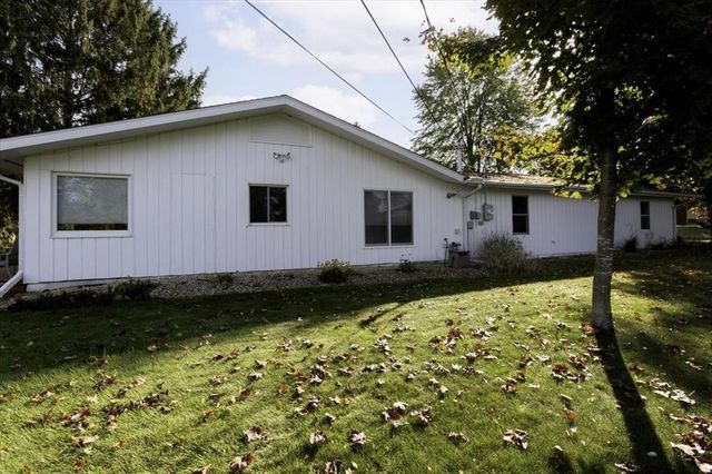 785 River Heights Road, Menomonie, WI 54751