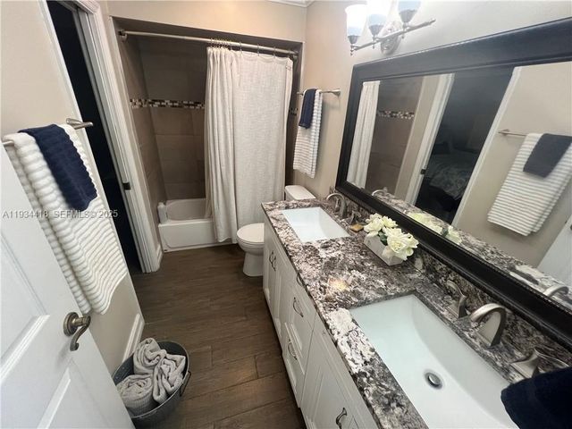 5068 Beechwood Rd, Delray Beach, FL 33484