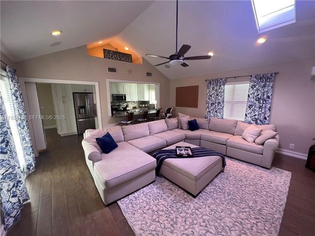 5068 Beechwood Rd, Delray Beach, FL 33484