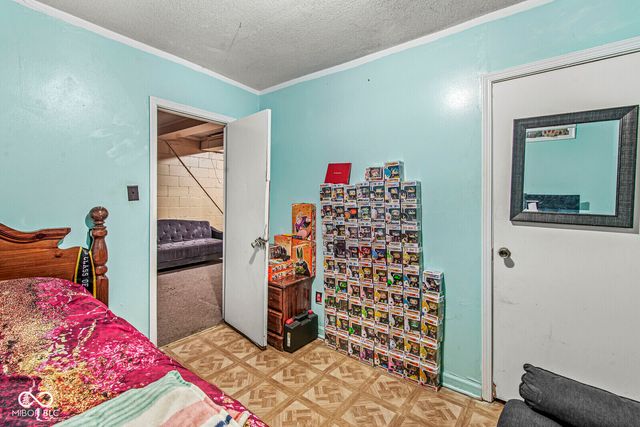 1325 Sharon Avenue, Indianapolis, IN 46222