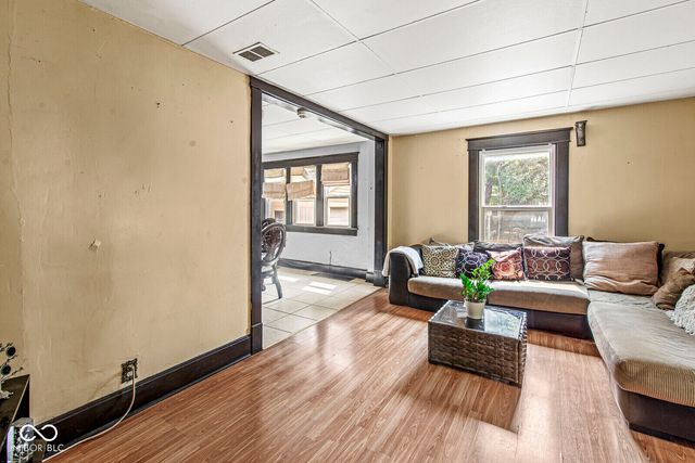 1325 Sharon Avenue, Indianapolis, IN 46222