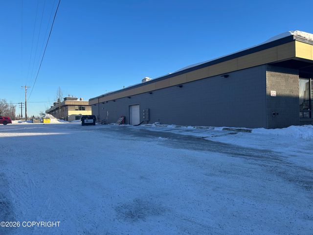 8028 Old Seward Highway, Anchorage, AK 99518