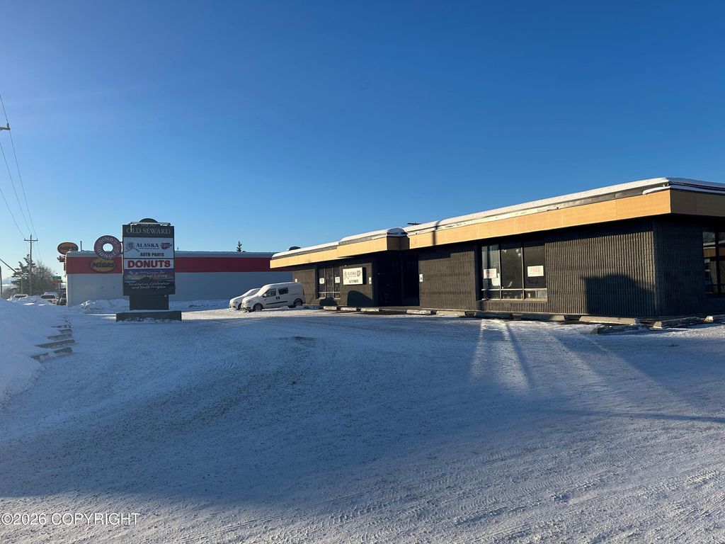 8028 Old Seward Highway, Anchorage, AK 99518