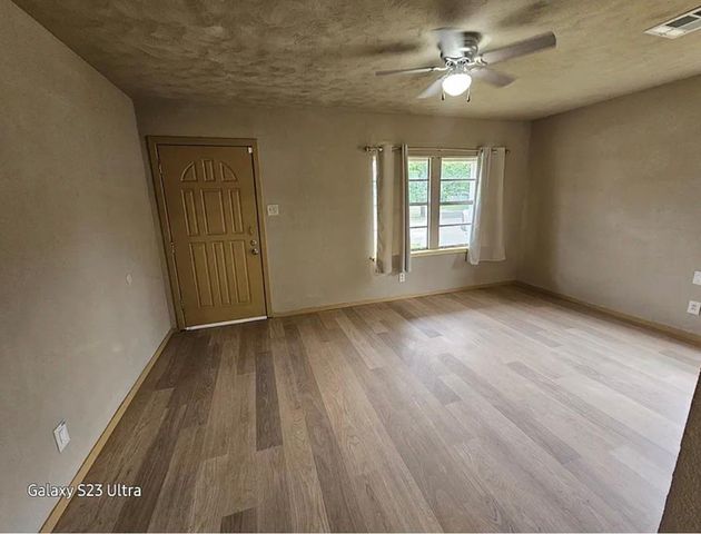 3026 Airport Boulevard, Houston, TX 77051