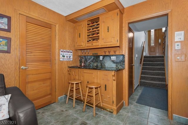 3 Ross Rd, Wallington Boro, NJ 07057