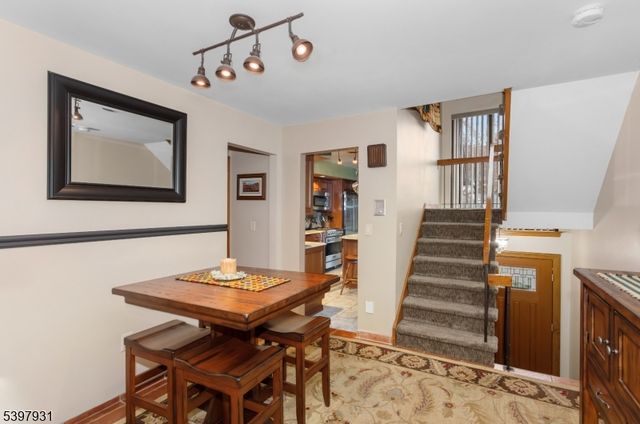 3 Ross Rd, Wallington Boro, NJ 07057