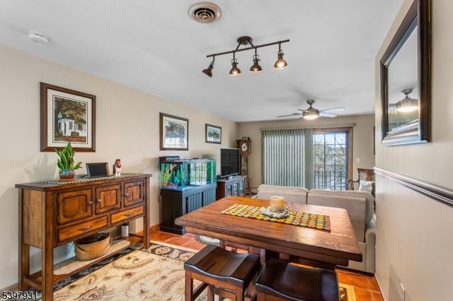 3 Ross Rd, Wallington Boro, NJ 07057